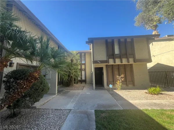 $1,250 | 6007 Bromley Avenue, Las Vegas, NV 89107