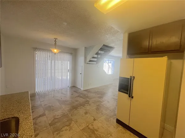 $1,250 | 6007 Bromley Avenue, Las Vegas, NV 89107
