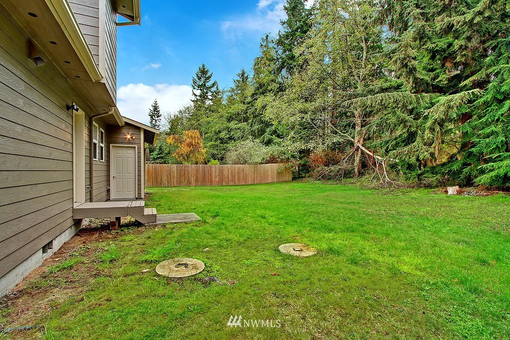 8012 Maple Point Drive Clinton, WA 98236 - Photo 15 of 16 Gallery Image 15