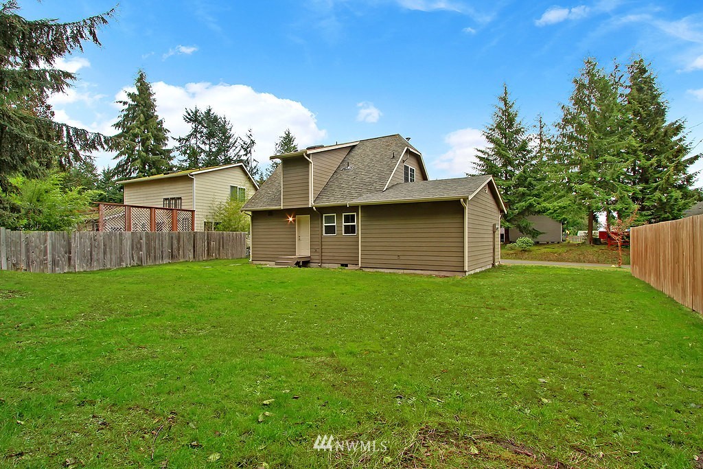 8012 Maple Point Drive Clinton, WA 98236 - Photo 16 of 16 Gallery Image 16