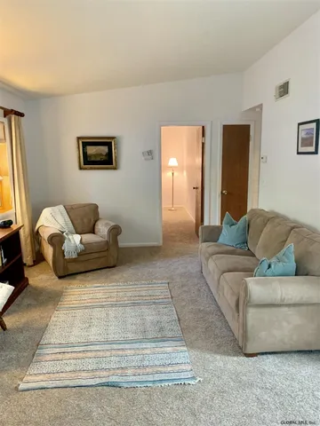 $1,900 | 3 A Lacosta Drive, Clifton Park, NY 12065