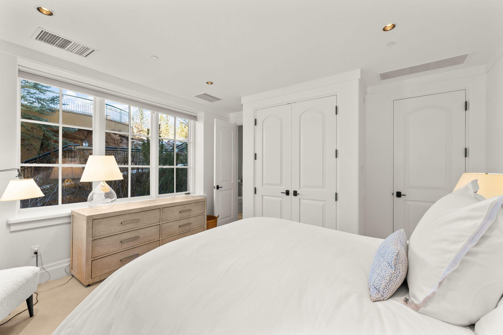 225 Raven Road, Unit 19 & 13 Ketchum, ID 83340 - Photo 26 of 35 28-web-or-mls-1-26