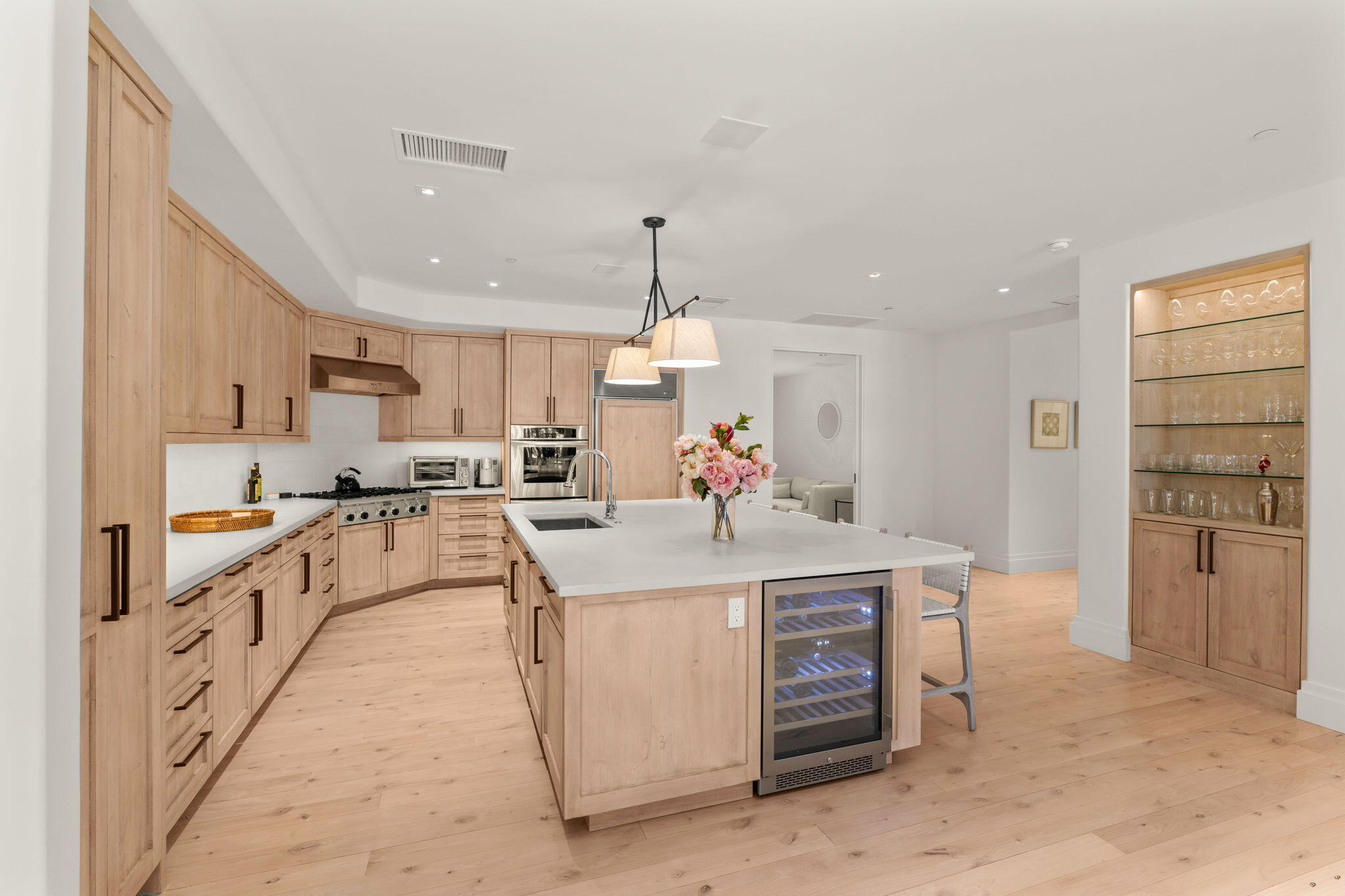 225 Raven Road, Unit 19 & 13 Ketchum, ID 83340 - Photo 9 of 35 14-web-or-mls-1-10