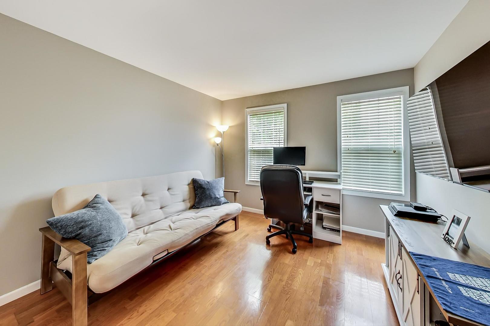 1045 Big Eagle Trail Carol Stream, IL 60188 - Photo 29 of 47