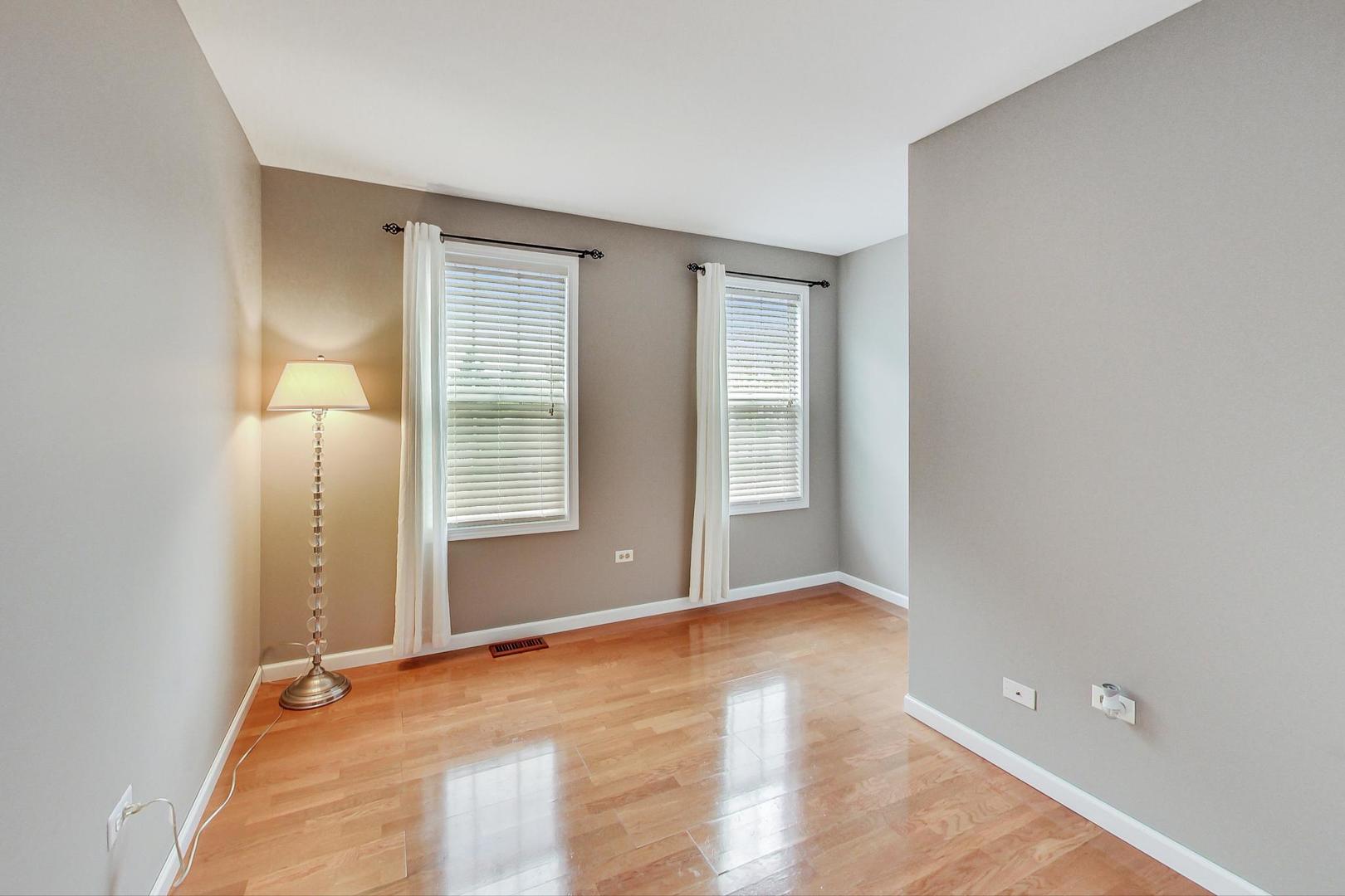 1045 Big Eagle Trail Carol Stream, IL 60188 - Photo 31 of 47