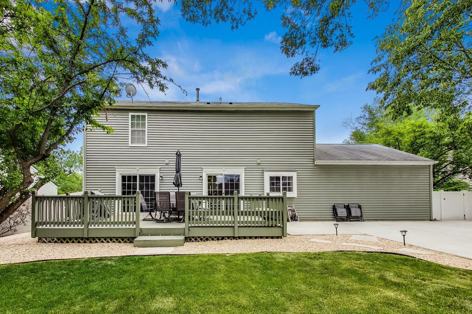 1045 Big Eagle Trail Carol Stream, IL 60188 - Photo 36 of 47