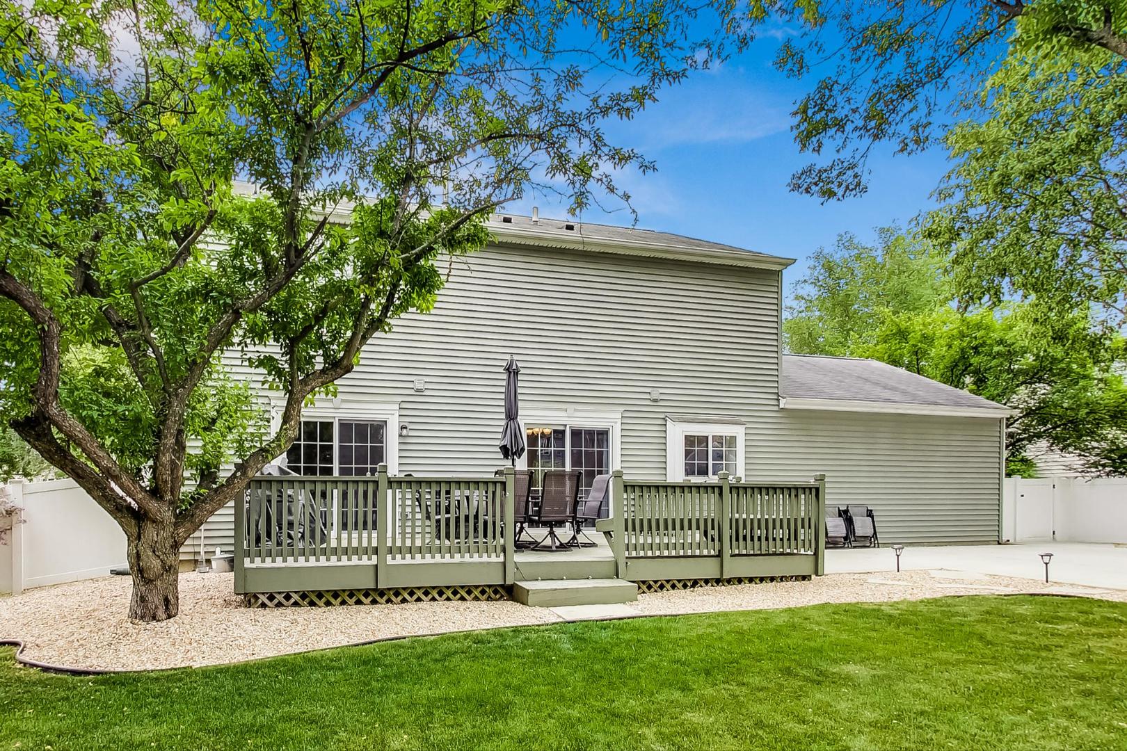 1045 Big Eagle Trail Carol Stream, IL 60188 - Photo 37 of 47