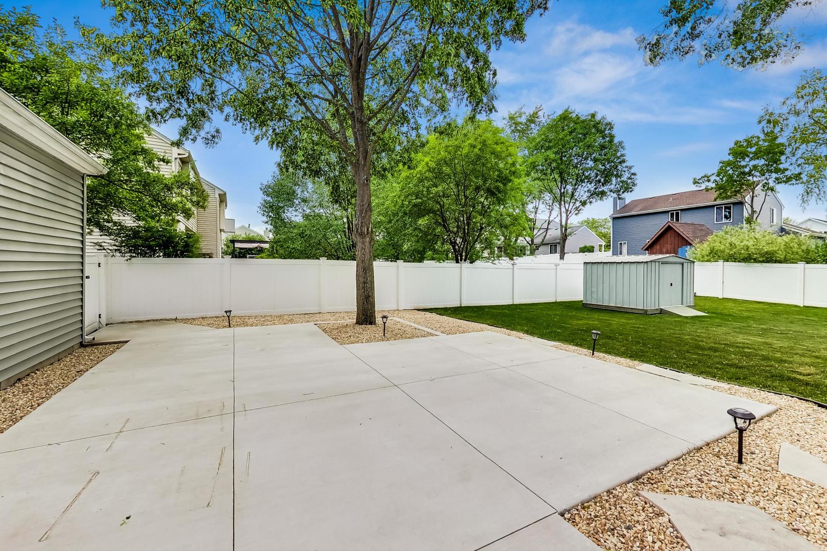 1045 Big Eagle Trail Carol Stream, IL 60188 - Photo 41 of 47