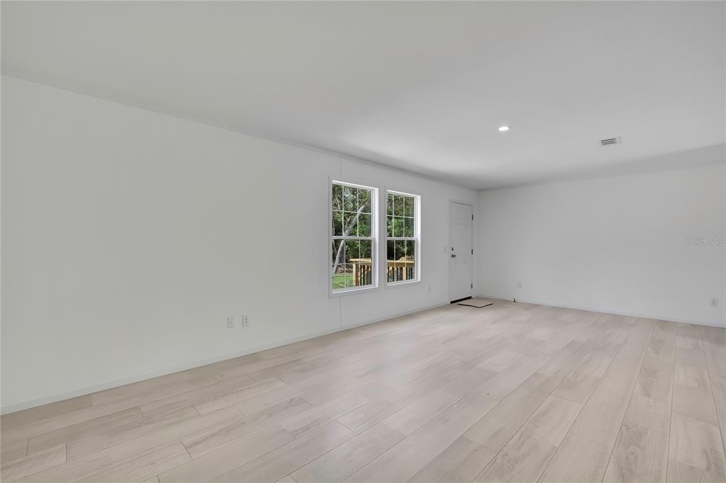 5611 West Rochelle Street Homosassa, FL 34446 - Photo 15 of 56