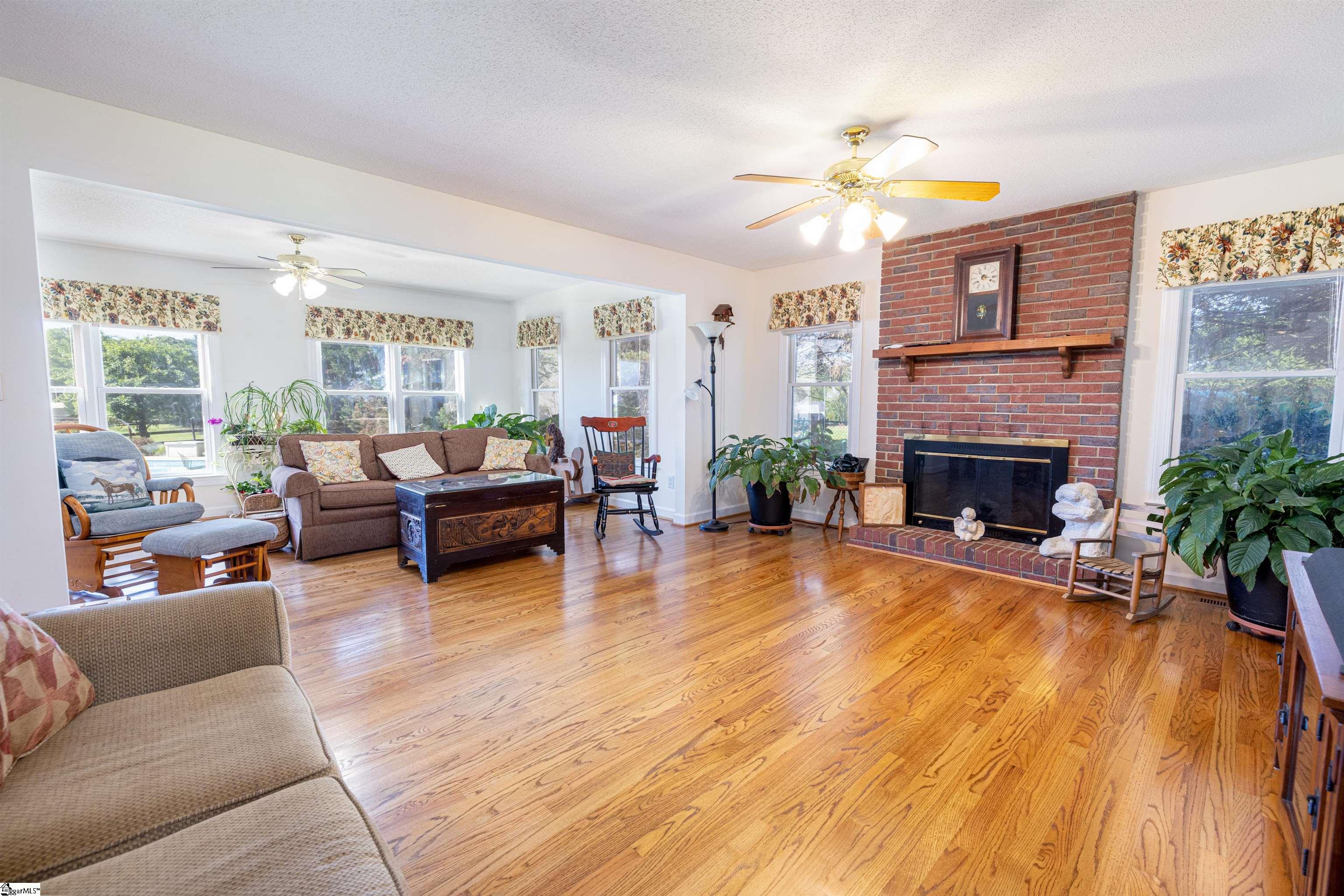624 Tall Oak Trail Seneca, SC 29678 - Photo 18 of 36