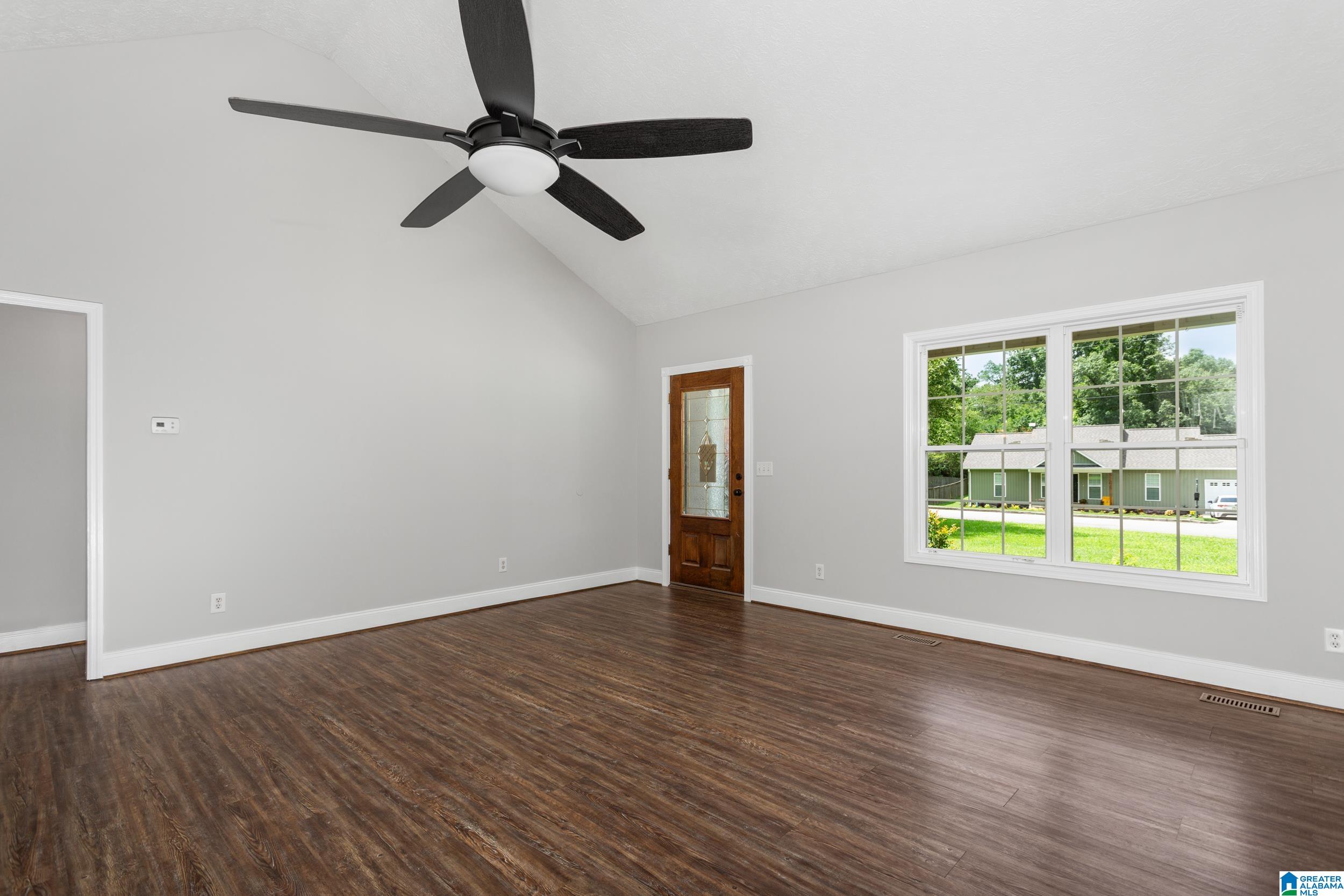 34 Covington Rdg Drive Jacksonville, AL 36265 - Photo 4 of 33