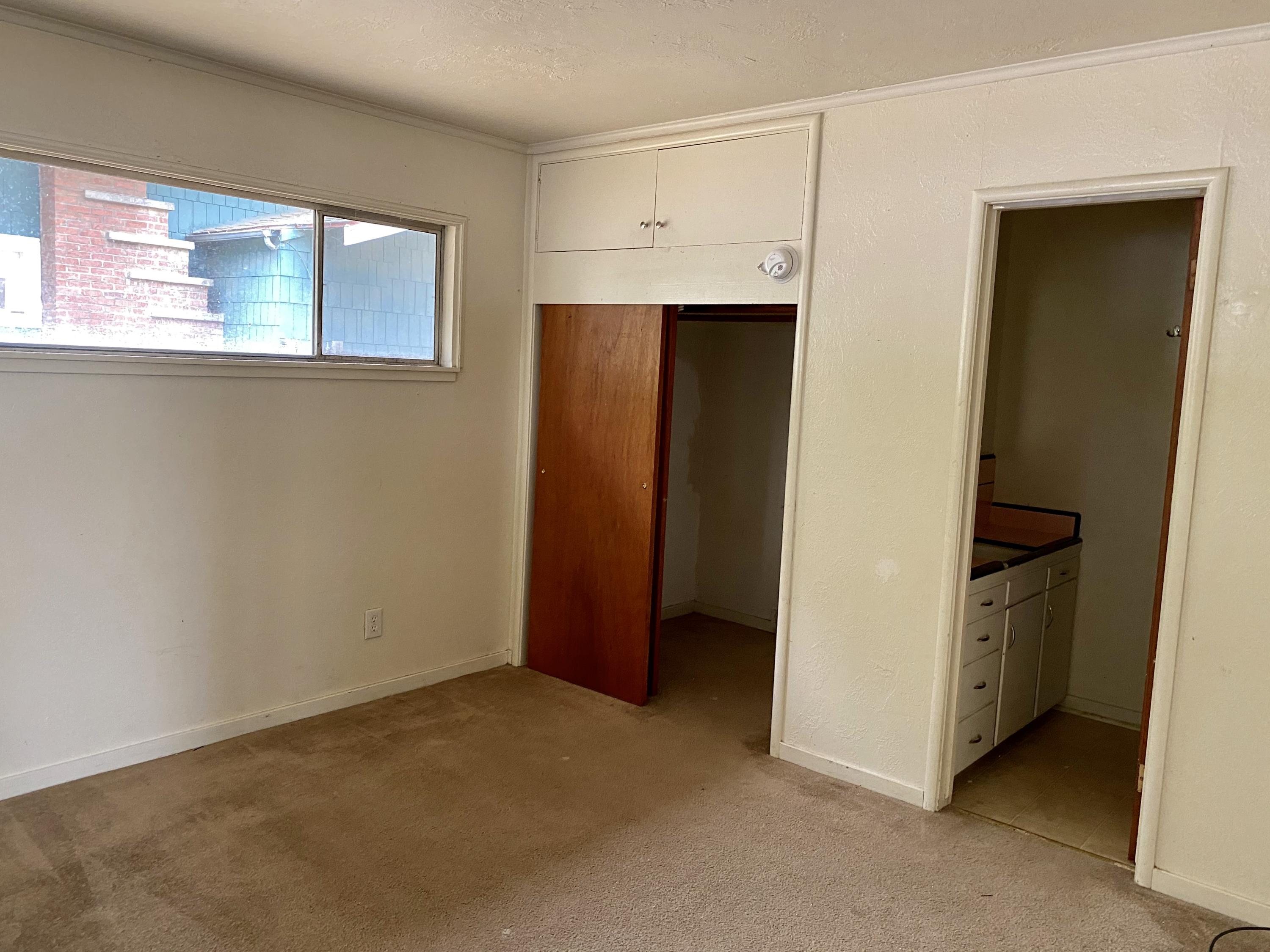 604 South D Street Exeter, CA 93221 - Photo 5 of 16 fullsizeoutput_4686