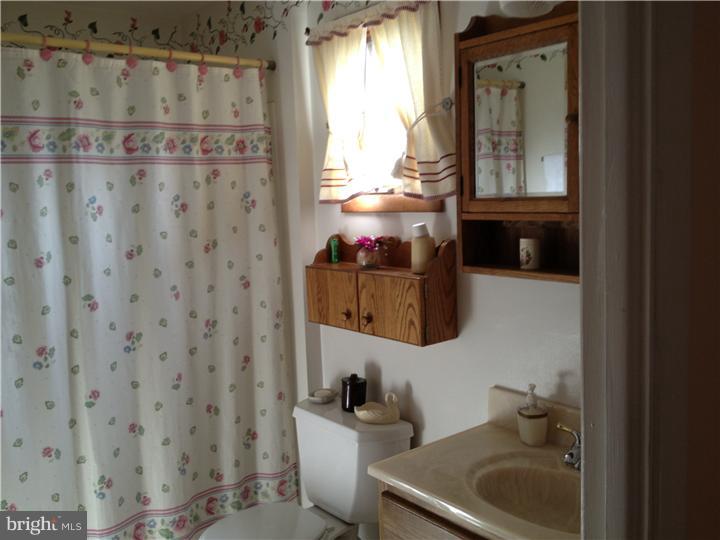 228 Ivy Road Edgewater Park, NJ 08010 - Photo 16 of 21 Bathroom