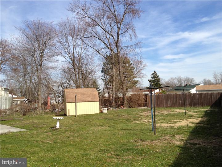 228 Ivy Road Edgewater Park, NJ 08010 - Photo 5 of 21 View in Back