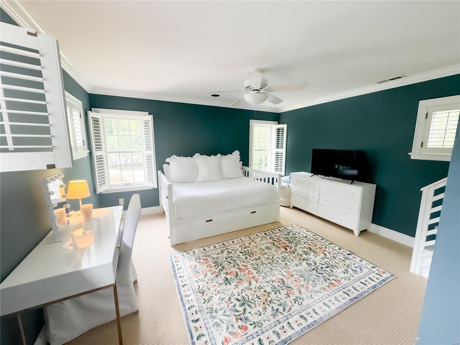 13 Countryside Lane St. Louis, MO 63131 - Photo 33 of 42