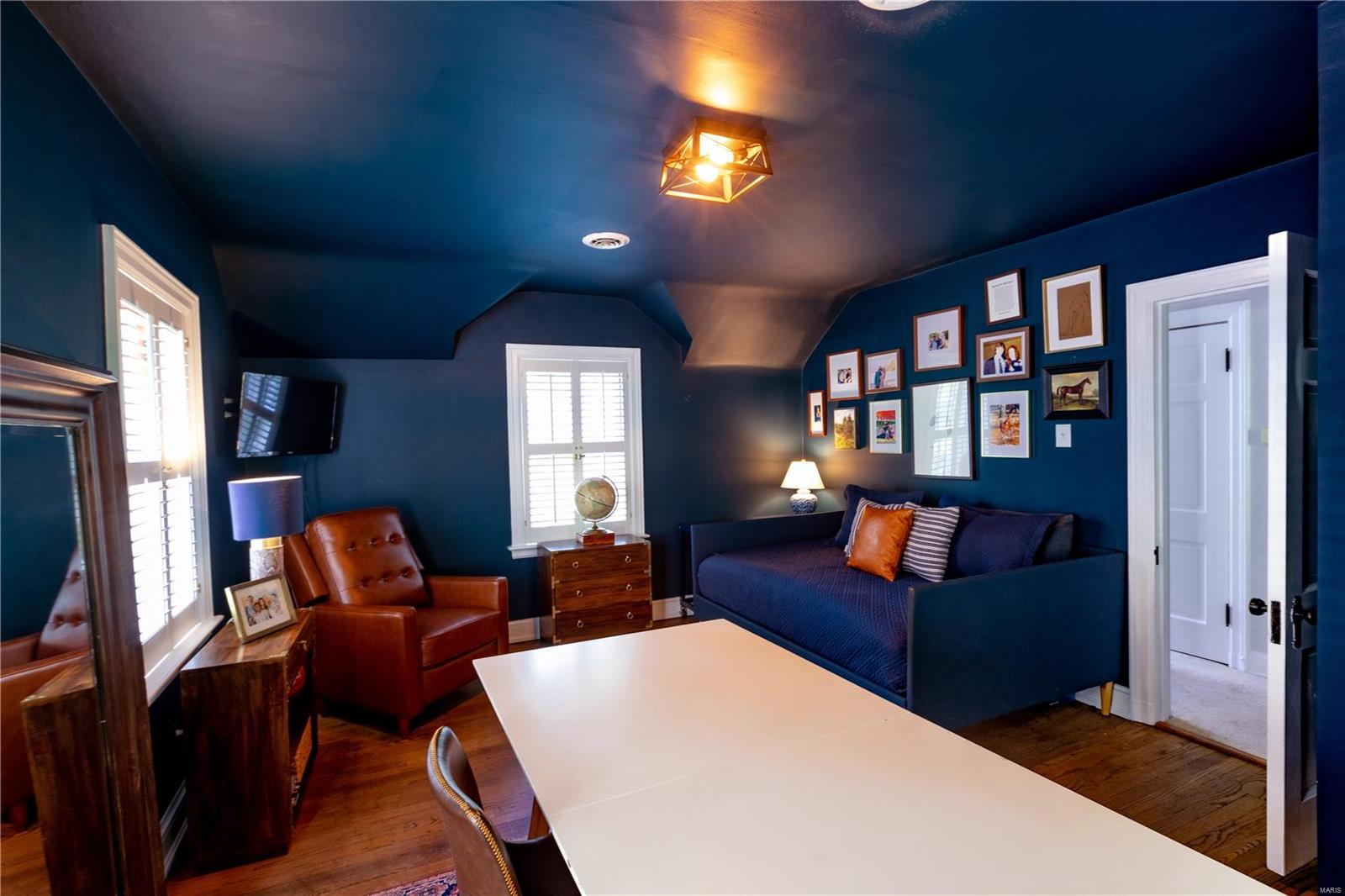 13 Countryside Lane St. Louis, MO 63131 - Photo 37 of 42