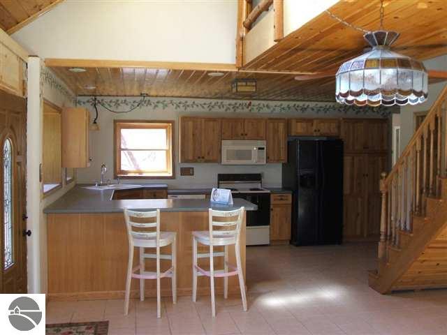 1305 North 39 Road Manton, MI 49663 - Photo 6 of 15 1715208-5.JPG