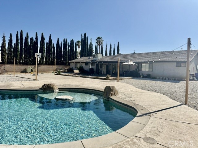 13375 Rincon Road Apple Valley, CA 92308 - Photo 66 of 72 Pool