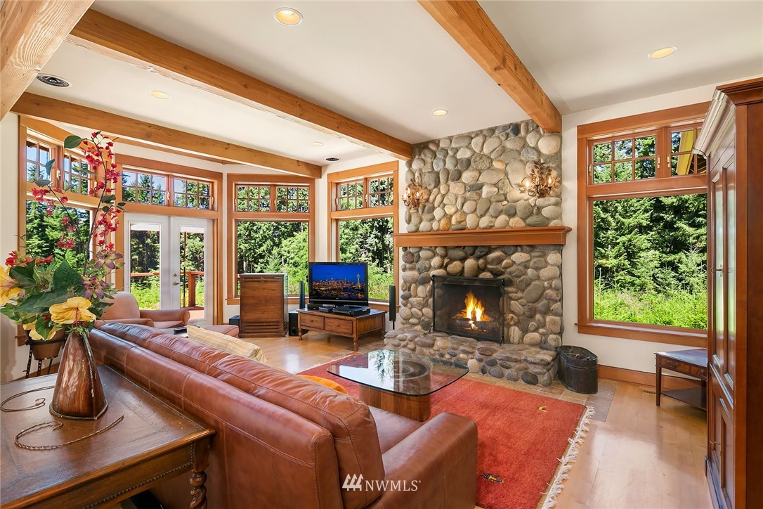 22730 Carey Road Southwest Vashon, WA 98070 - Photo 8 of 25