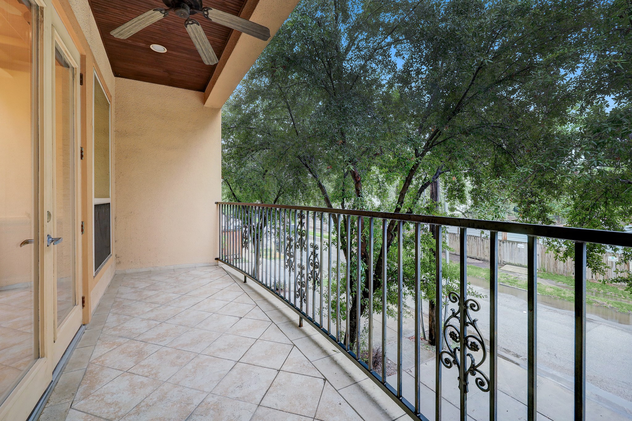 1805 Arbor Street Houston, TX 77004 - Photo 2 of 25 a view of balcony with wooden floor