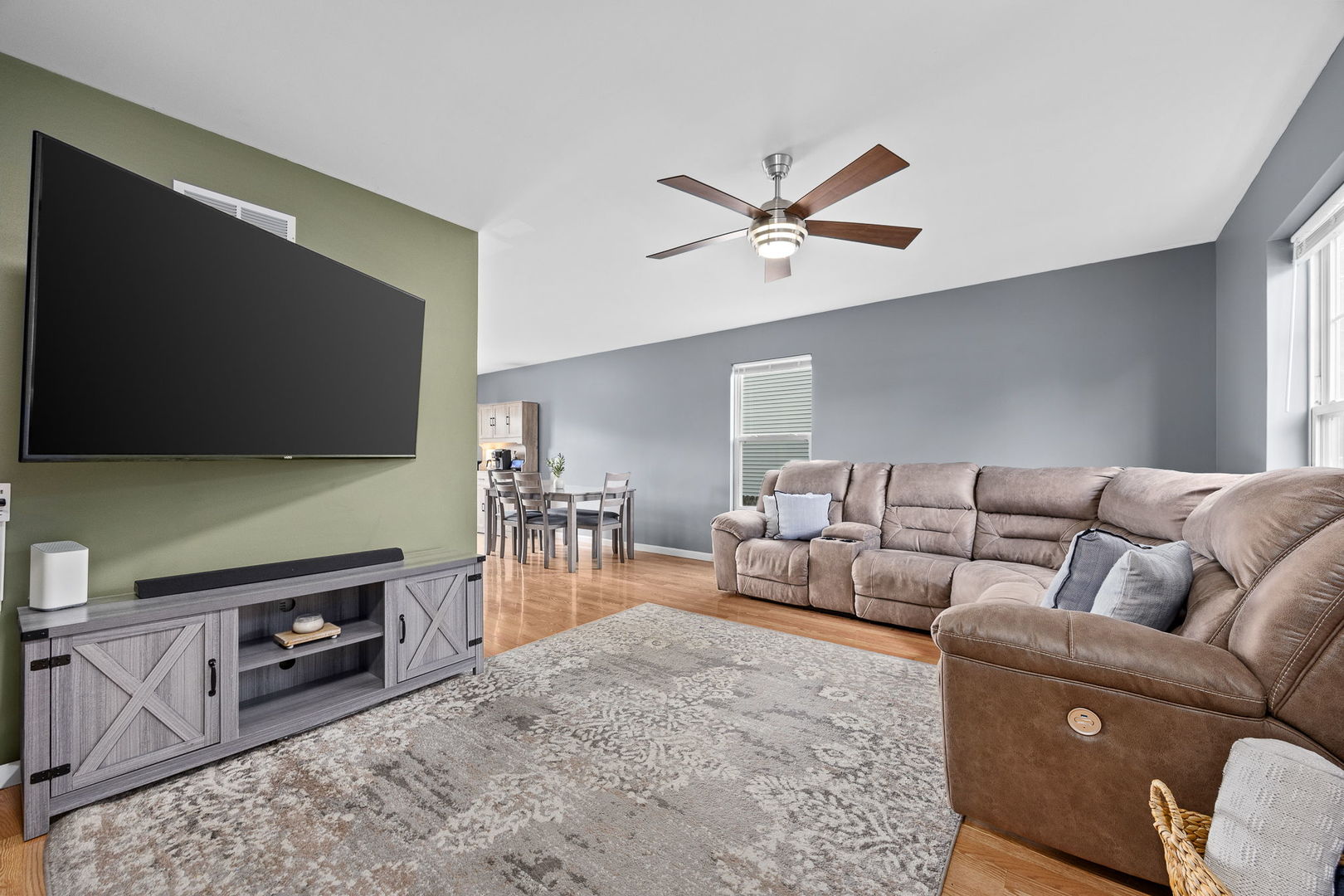 1802 Blue Ridge Drive Plainfield, IL 60586 - Photo 5 of 31