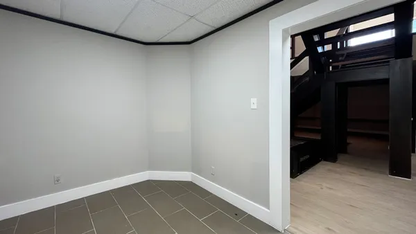 $10,000 | 9220 Rasmus Drive, Houston, TX 77063