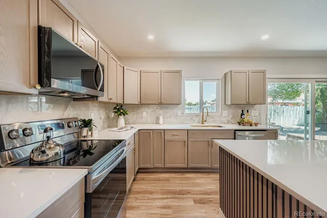 $529,900 | 12381 East 54th Ave Drive, Denver, CO 80239