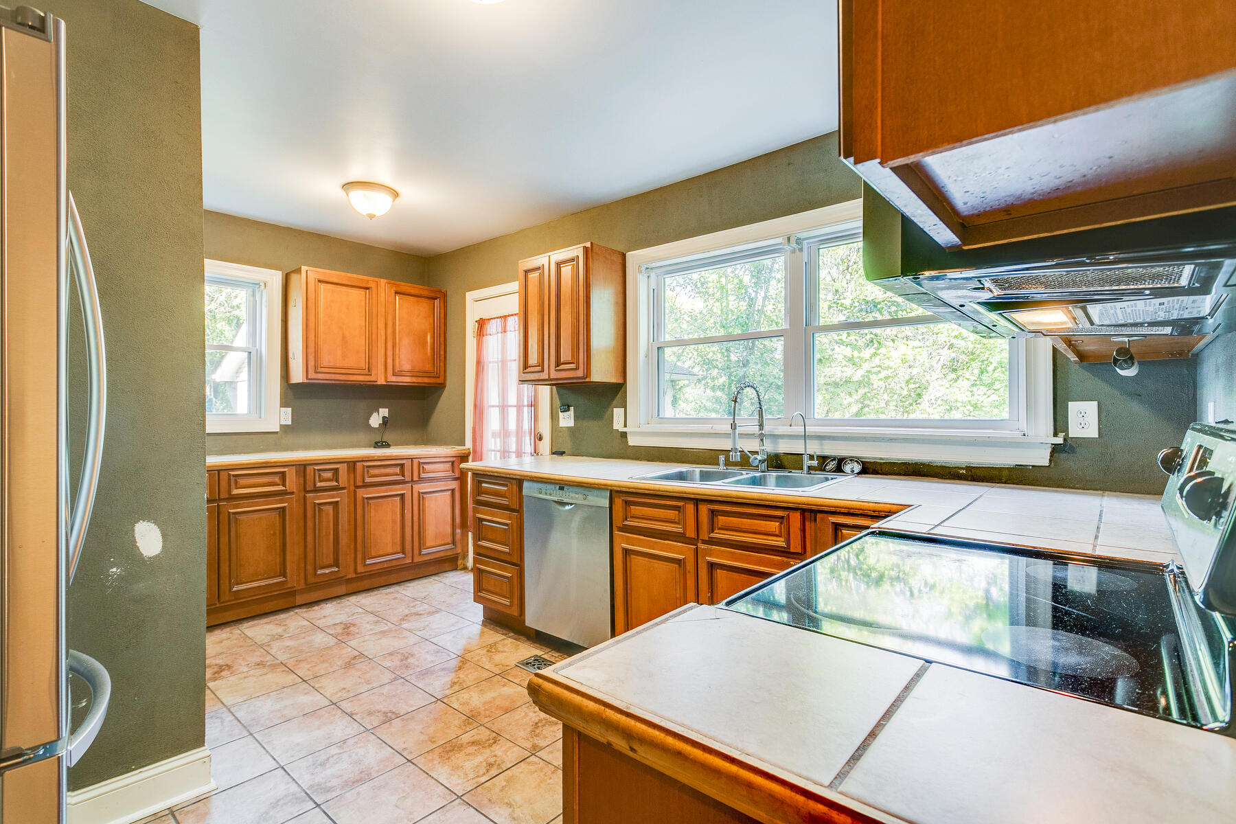 217 Gray Station Road Gray, TN 37615 - Photo 11 of 43 013