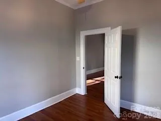 $1,400 | 661 South Grove Street, Lincolnton, NC 28092