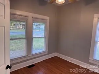 $1,400 | 661 South Grove Street, Lincolnton, NC 28092