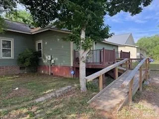 $1,400 | 661 South Grove Street, Lincolnton, NC 28092