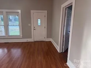 $1,400 | 661 South Grove Street, Lincolnton, NC 28092