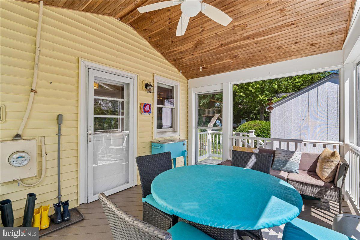 905 Robin Road Silver Spring, MD 20901 - Photo 16 of 43 Gallery Image 16