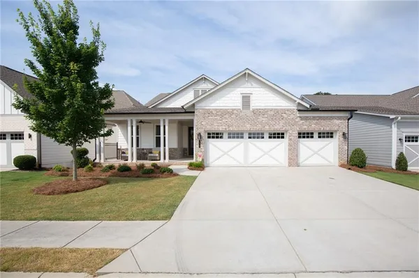 $935,000 | 170 Erie Point, Hoschton, GA 30548