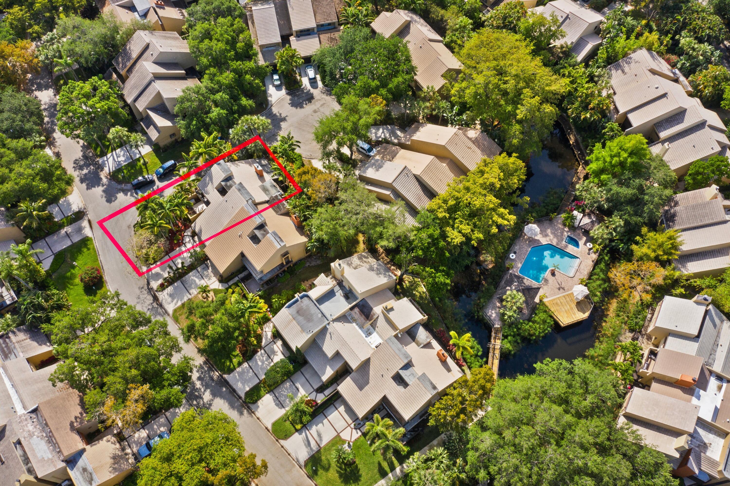758 St Albans Drive Boca Raton, FL 33486 - Photo 2 of 34 End Unit