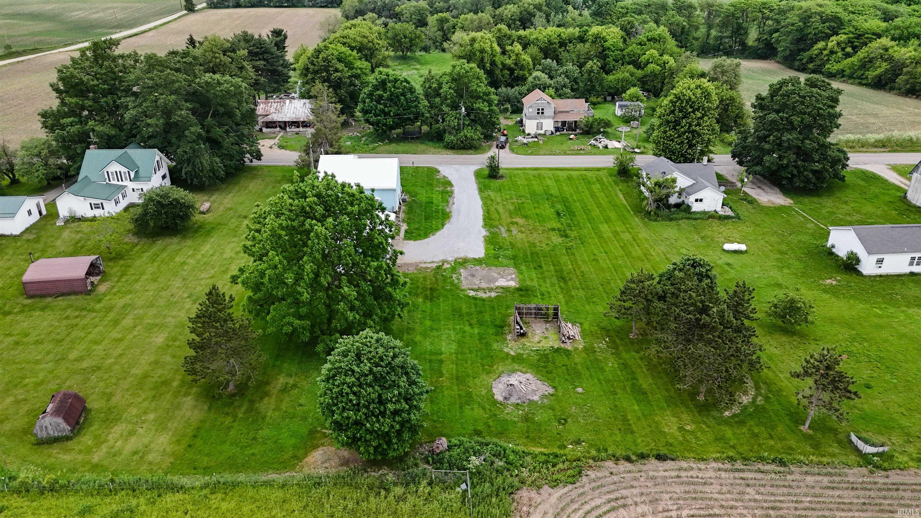 8595 East Metz Road Angola, IN 46703 - Photo 4 of 38