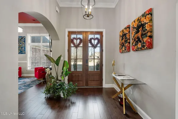 $530,500 | 2123 College Road, Southaven, MS 38672