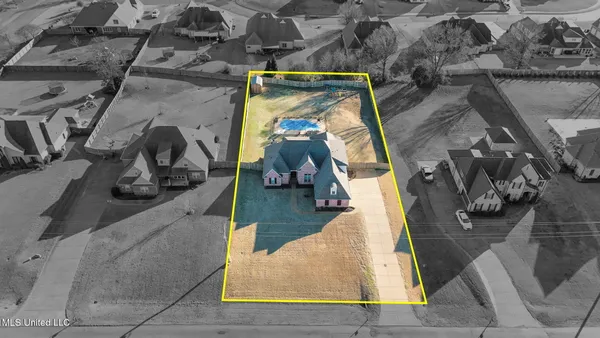 $530,500 | 2123 College Road, Southaven, MS 38672