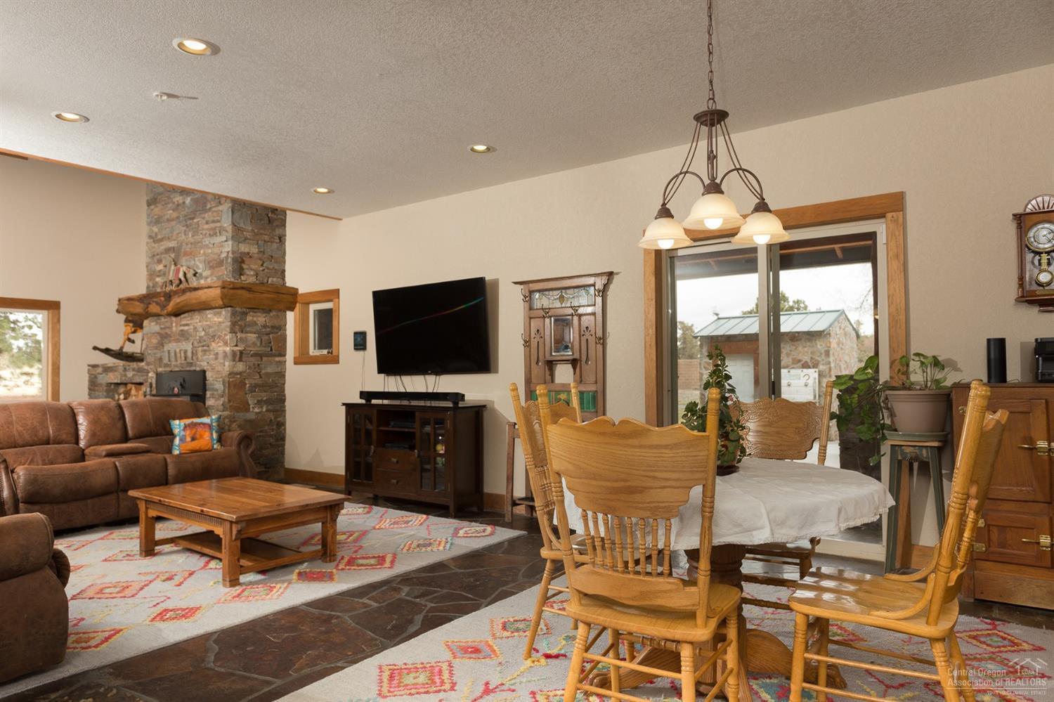 25600 Alfalfa Market Road Bend, OR 97701 - Photo 7 of 25 Additional Photo