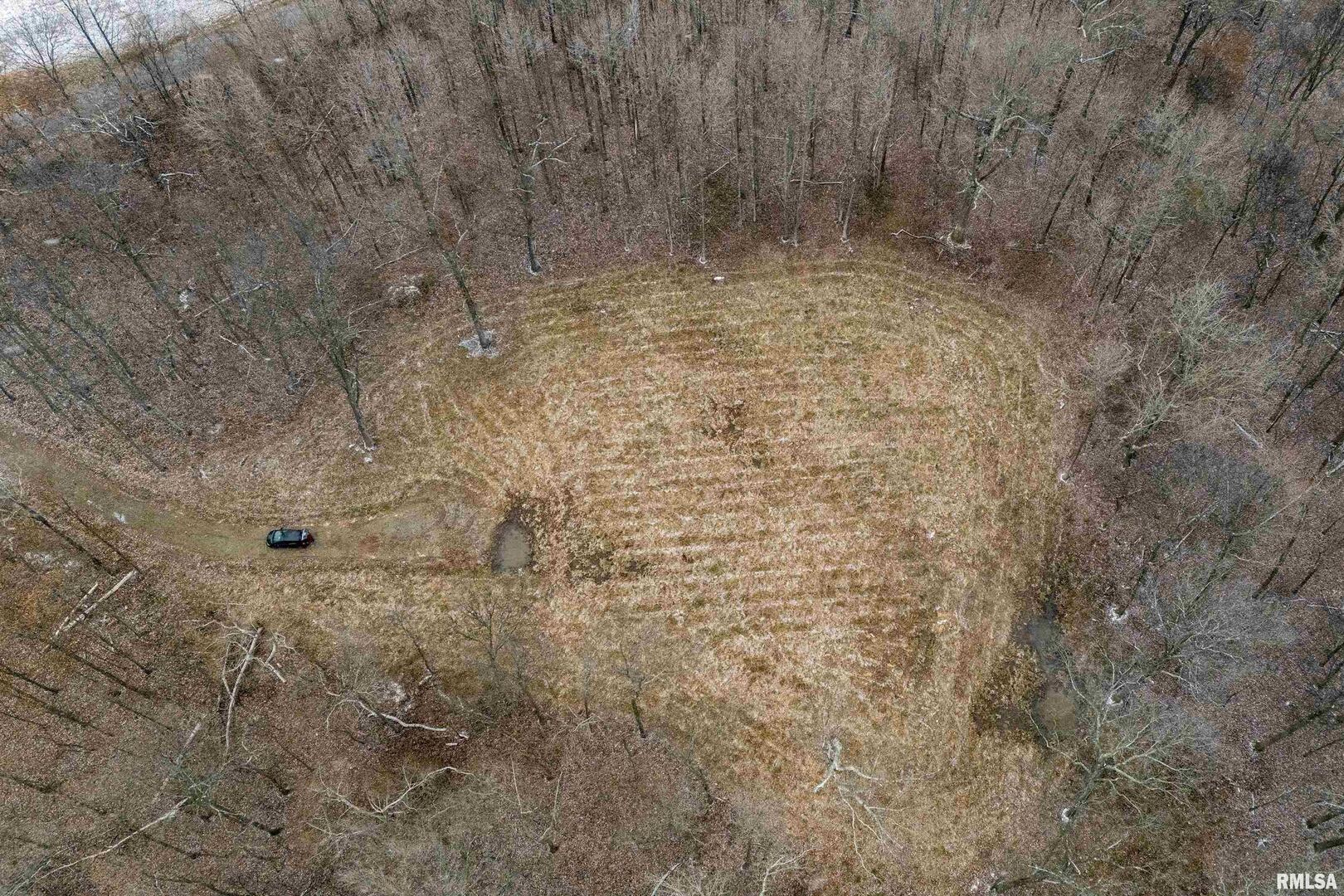 0 North Sparrow Lane Mount Vernon, IL 62864 - Photo 7 of 26 a view of a small space