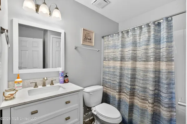 $1,500 | 1664 Beach Boulevard, Unit 35, Biloxi, MS 39531