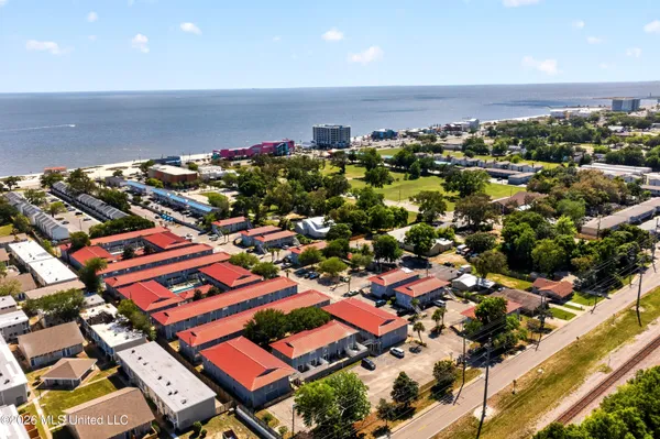 $1,500 | 1664 Beach Boulevard, Unit 35, Biloxi, MS 39531