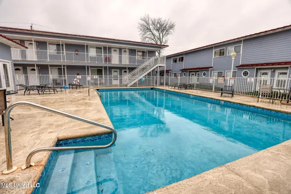 $1,500 | 1664 Beach Boulevard, Unit 35, Biloxi, MS 39531