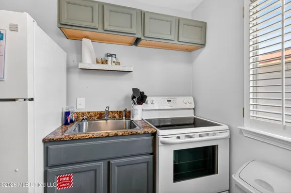 $1,500 | 1664 Beach Boulevard, Unit 35, Biloxi, MS 39531