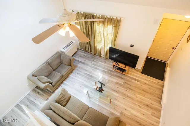 $249,000 | 14 Elizabeth Lane, Queensbury, NY 12804