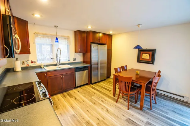 $249,000 | 14 Elizabeth Lane, Queensbury, NY 12804