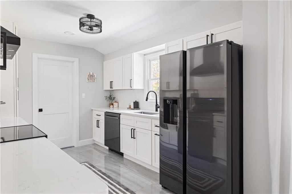 5925 Old Bill Cook Road Atlanta, GA 30349 - Photo 5 of 49