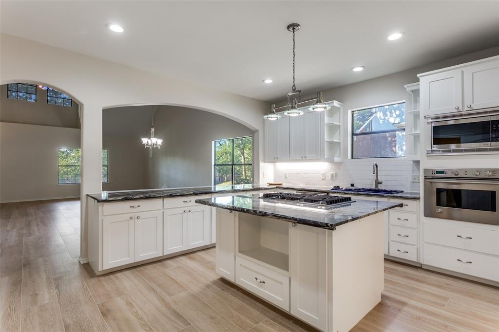 1517 Valley Creek Road Denton, TX 76205 - Photo 16 of 38