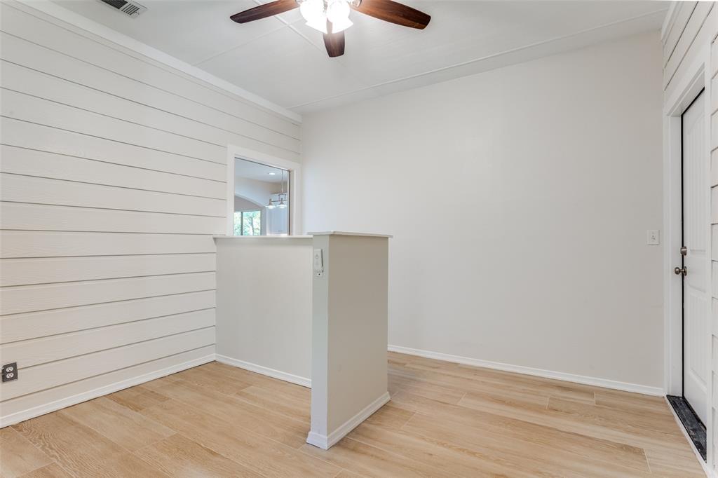 1517 Valley Creek Road Denton, TX 76205 - Photo 23 of 38