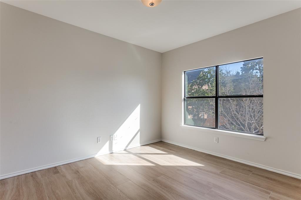 1517 Valley Creek Road Denton, TX 76205 - Photo 29 of 38